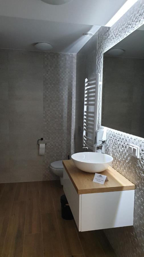 Dom Pod Groniem Hotell Rzyki Exteriör bild