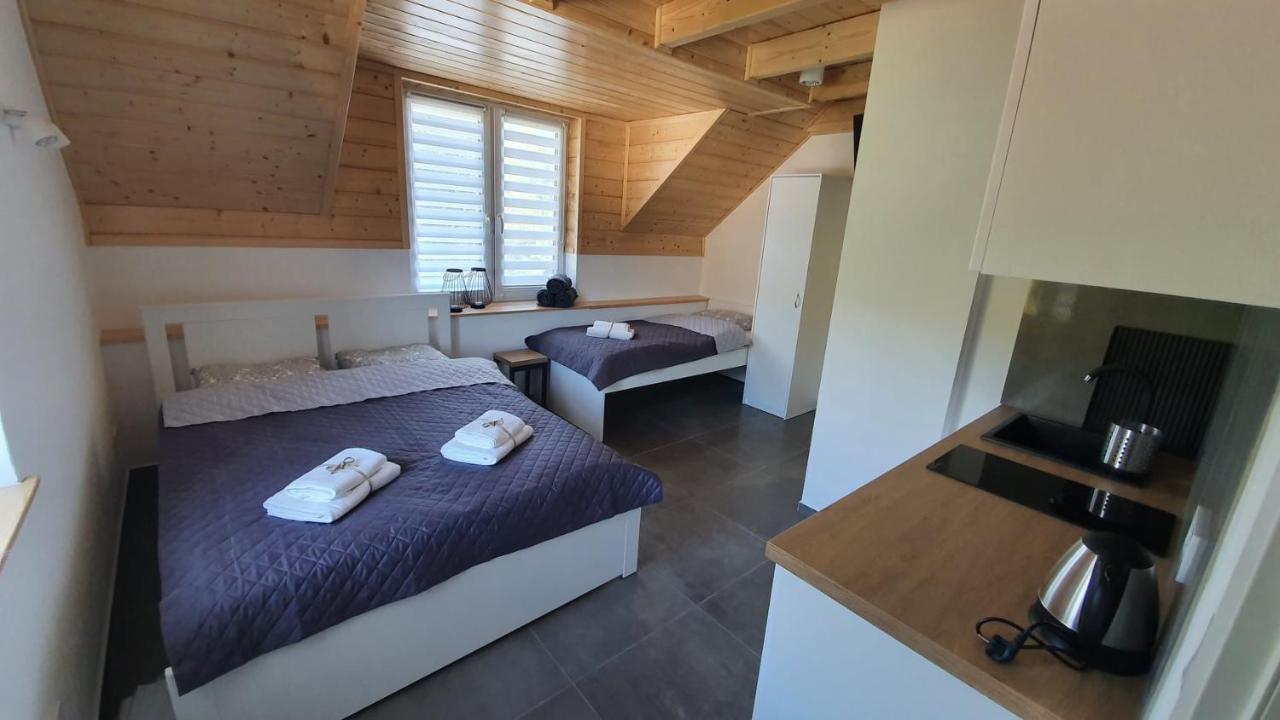Dom Pod Groniem Hotell Rzyki Exteriör bild