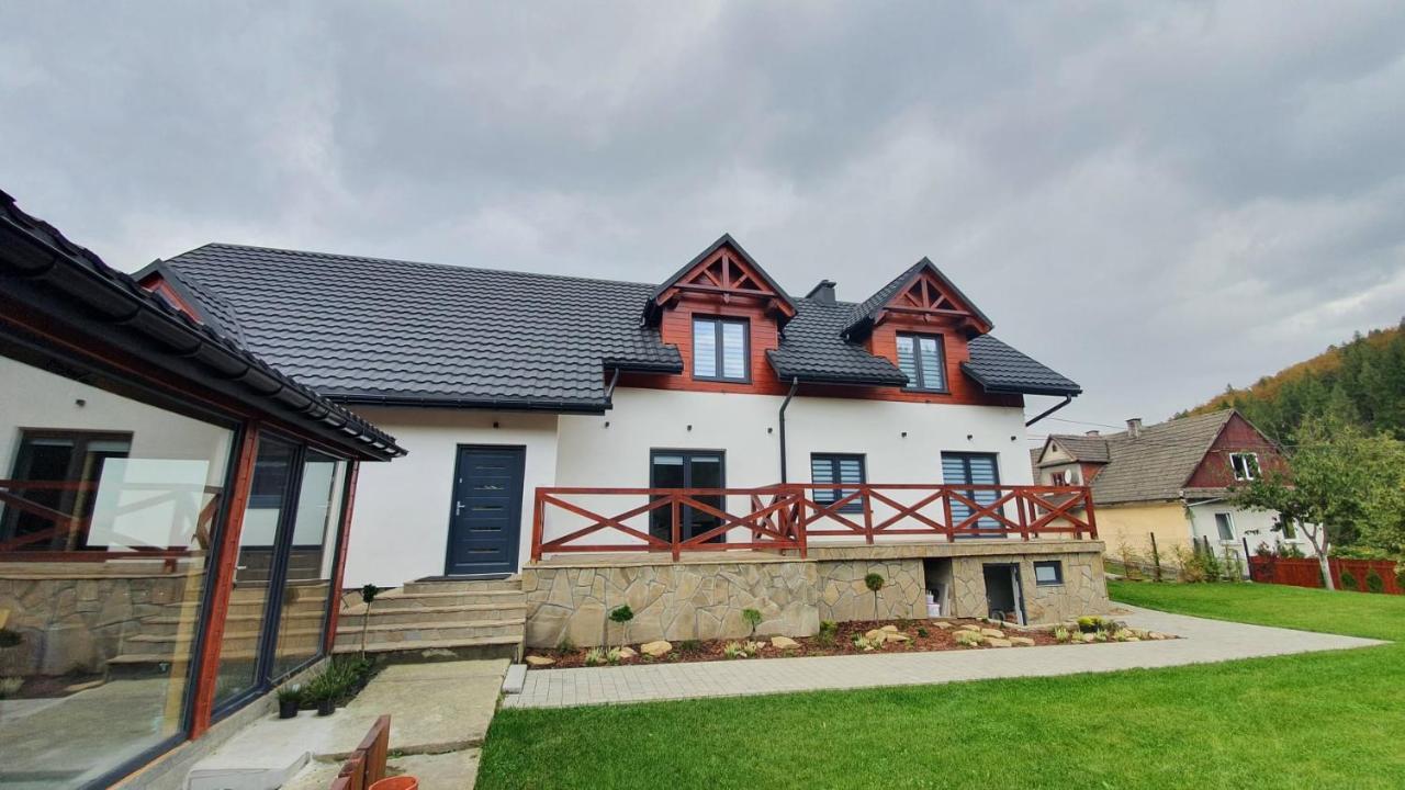 Dom Pod Groniem Hotell Rzyki Exteriör bild