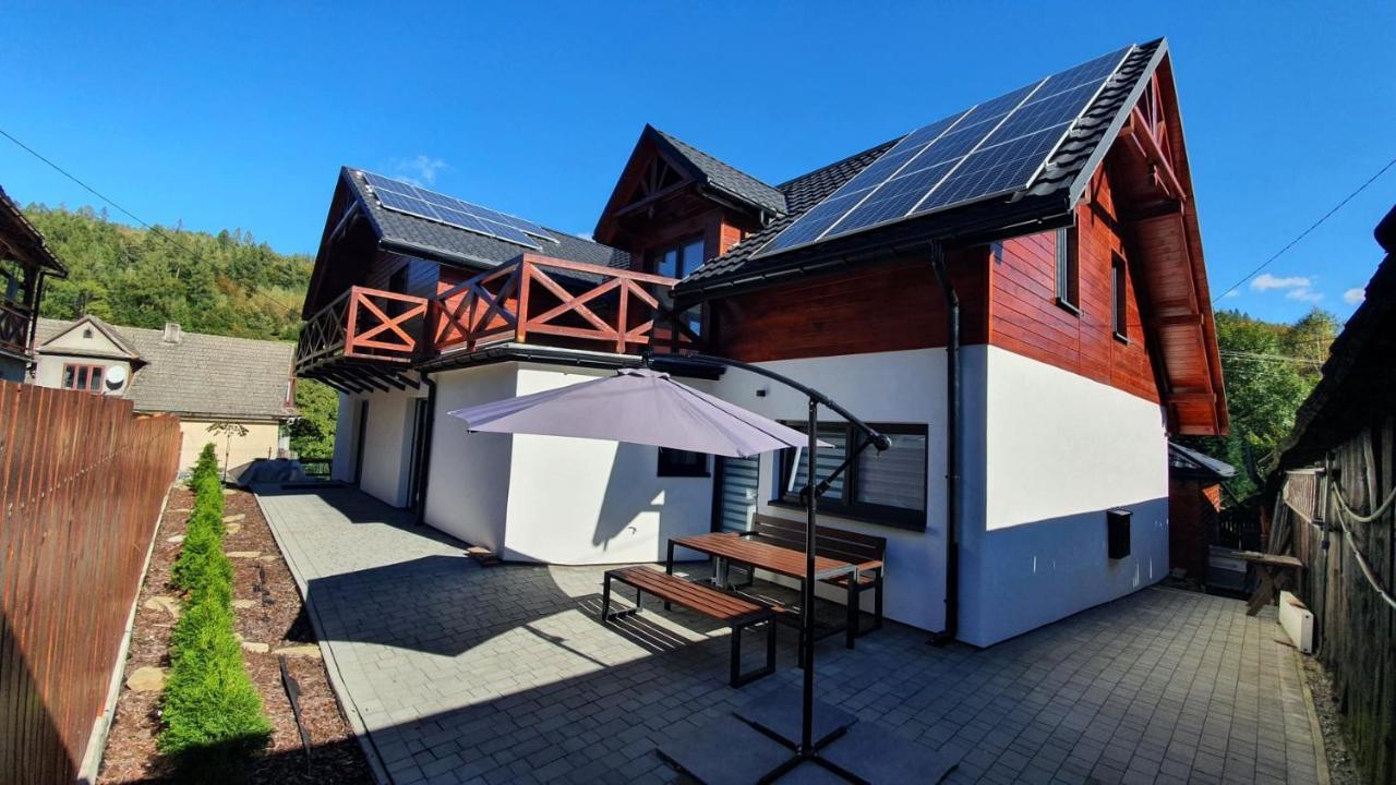 Dom Pod Groniem Hotell Rzyki Exteriör bild